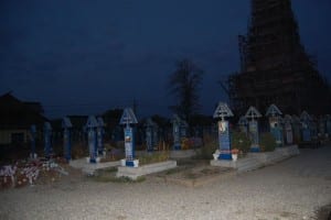 Cimitirul-Vesel-in-bezna